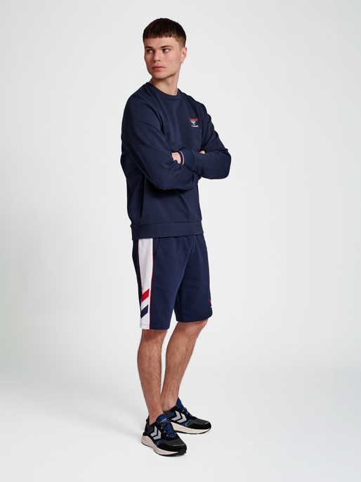 hmlIC DURBAN SHORTS, 7666, model