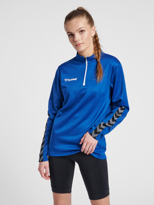 hmlAUTHENTIC HALF ZIP SWEATSHIRT WOMAN, TRUE BLUE, model