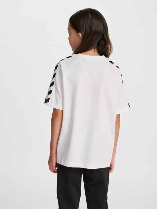 hmlJR ARCHIVE LOOSE T-SHIRT S/S, BLANC DE BLANC, model