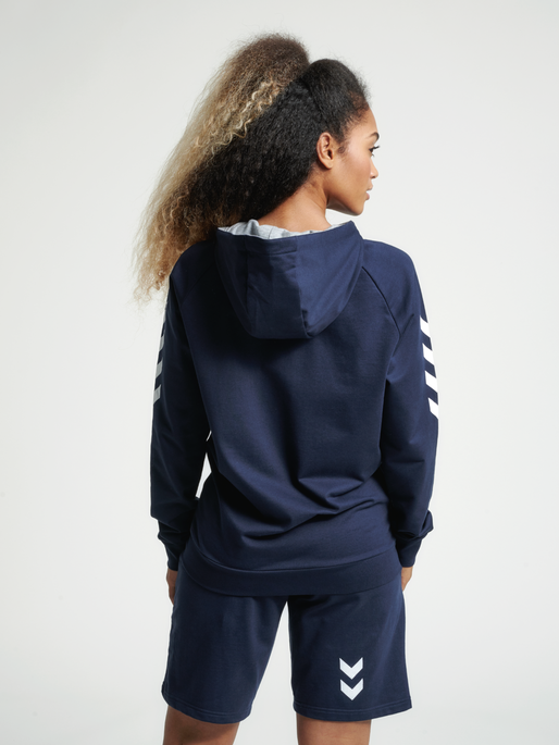 HUMMEL GO COTTON ZIP HOODIE WOMAN, MARINE, model