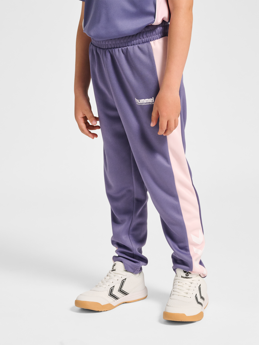 hmlJR GOAL PANTS, HERON, model