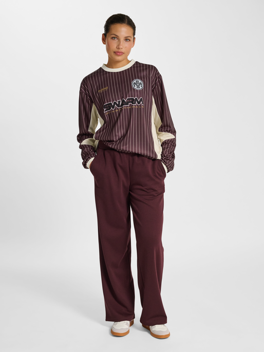 hmlLOOSE JERSEY LS STRIPE TOPSCORER, VINEYARD WINE, model