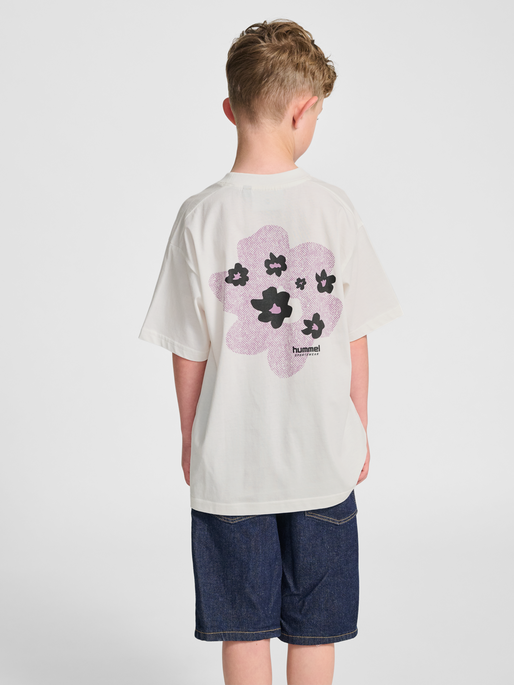 hmlJR LOOSE T-SHIRT S/S STADIUM, BLANC DE BLANC, model