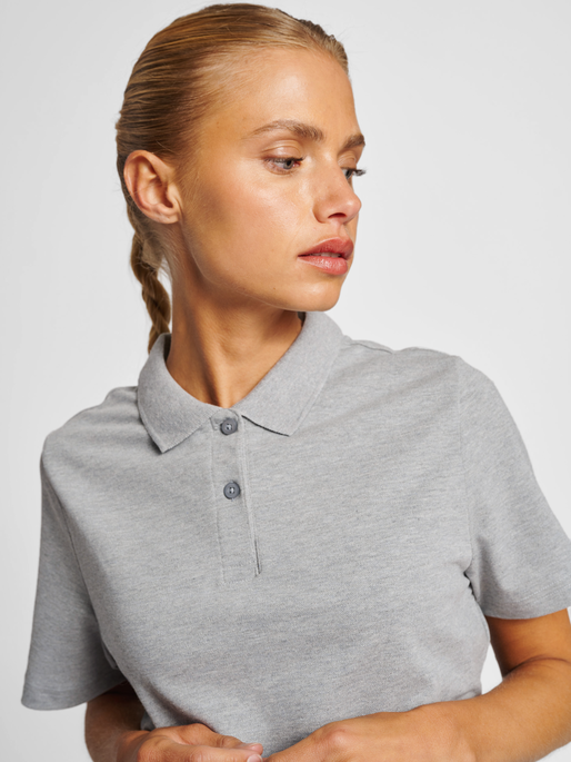 hmlRED STRETCH POLO WOMAN, GREY MELANGE, model