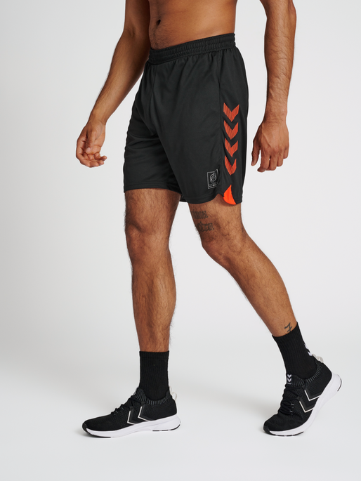 hmlGG12 ACTION SHORTS, 2953, model