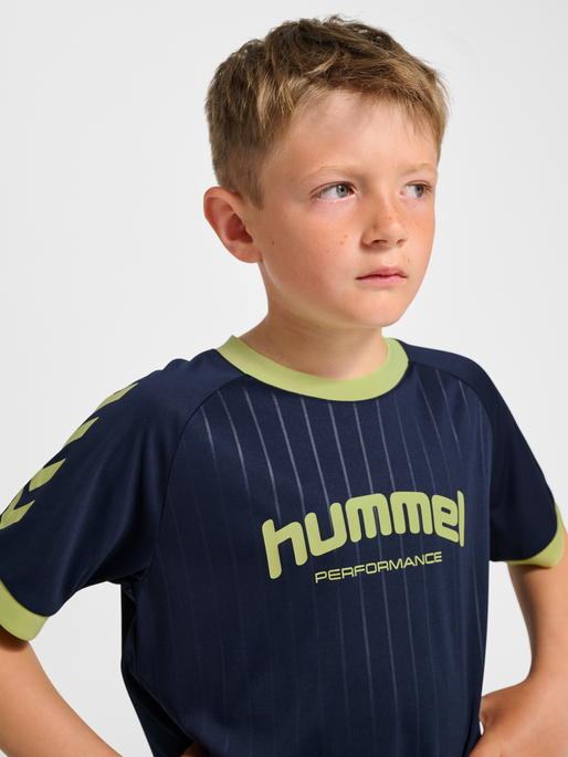 hmlJR GOAL STRIPE T-SHIRT S/S, DRESS BLUES, model