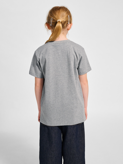 hmlPRINT T-SHIRT S/S, GREY MELANGE, model
