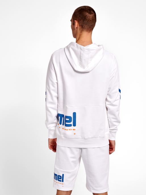 hmlLGC MANFRED HOODIE, 9001, model