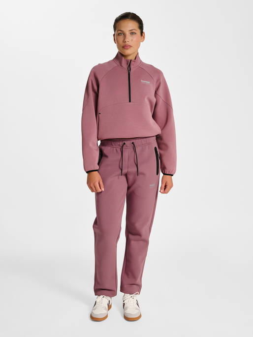 hmlTECH FLEECE W PANTS, WISTFUL MAUVE, model