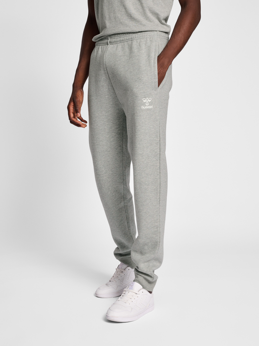 hmlMOVER COTTON CUFF PANTS, 2006, model