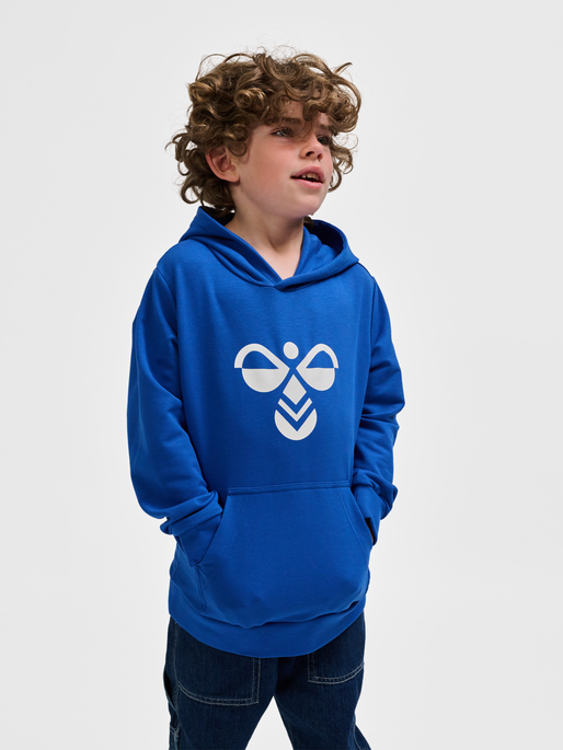 hmlCUATRO HOODIE, BLUE LOLITE, model