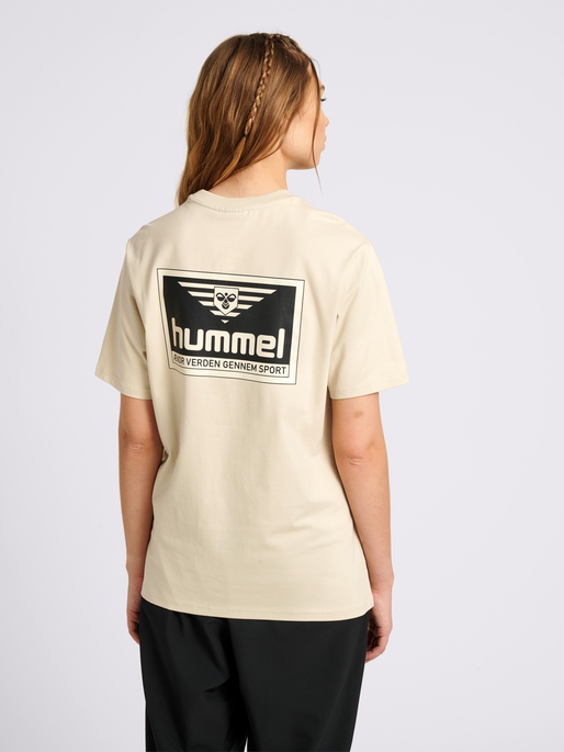 hmlFERIE T-SHIRT, 2046, model